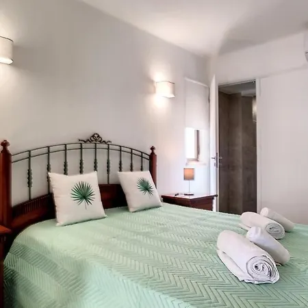 Villa Palmeira Galé