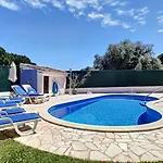 Palmeira Gale Villa *