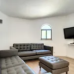 Palmeira Gale Villa